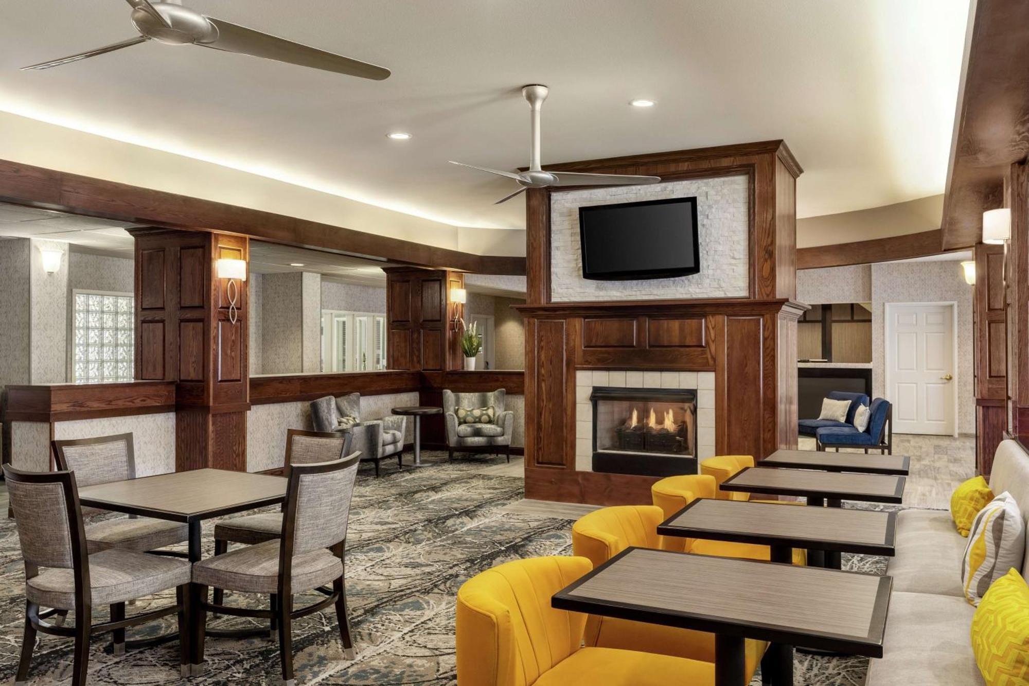 Homewood Suites By Hilton Erie Kearsarge Extérieur photo