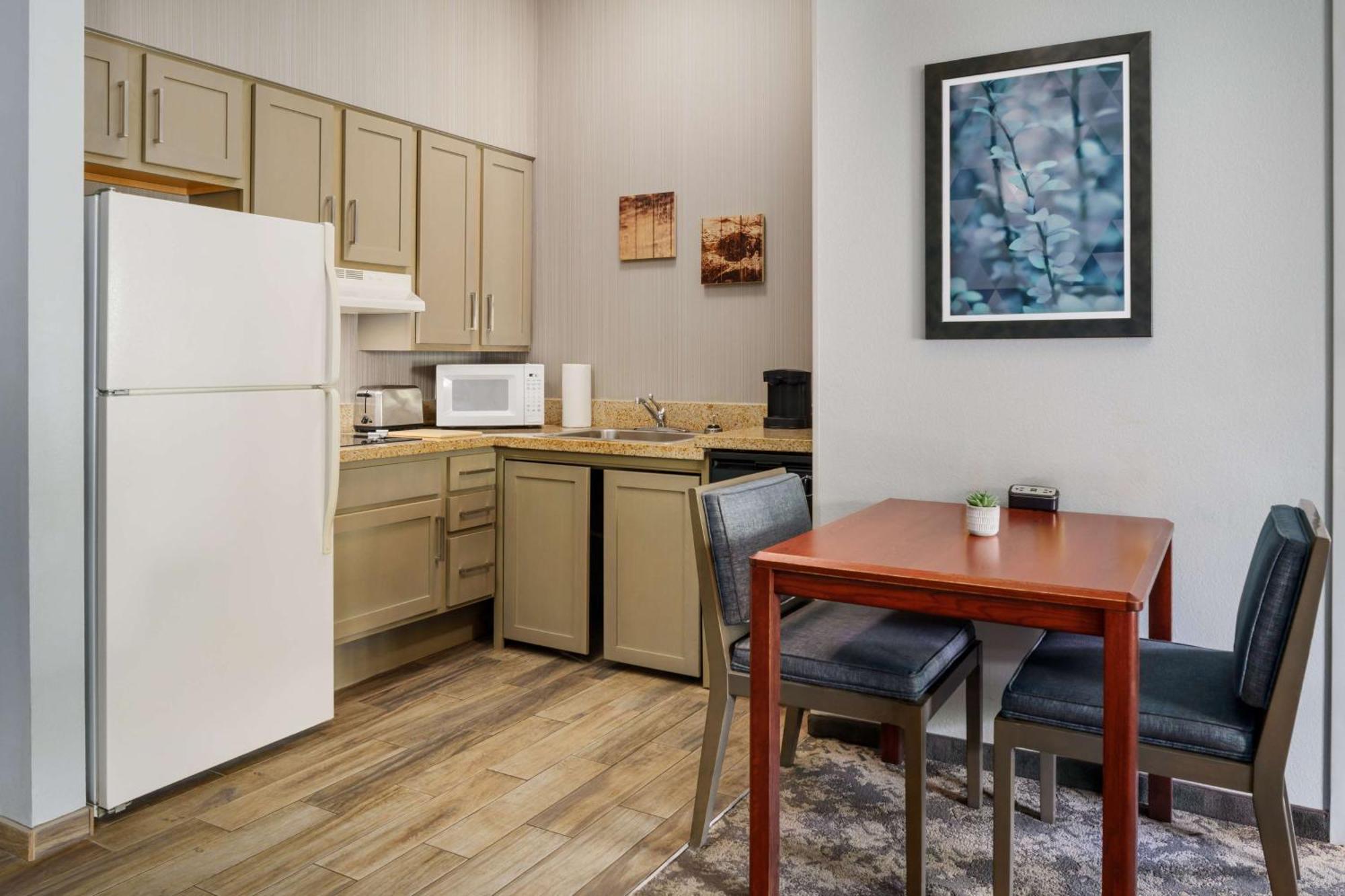 Homewood Suites By Hilton Erie Kearsarge Extérieur photo