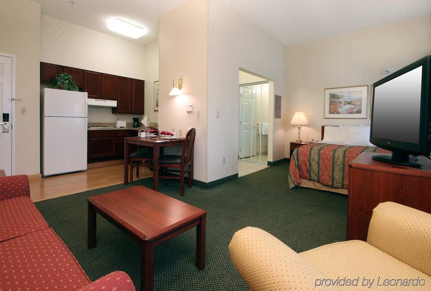 Homewood Suites By Hilton Erie Kearsarge Extérieur photo