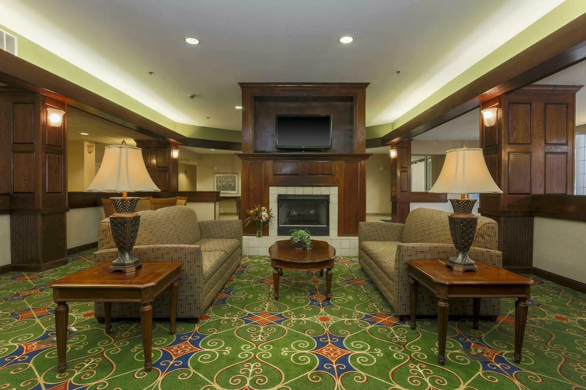 Homewood Suites By Hilton Erie Kearsarge Extérieur photo