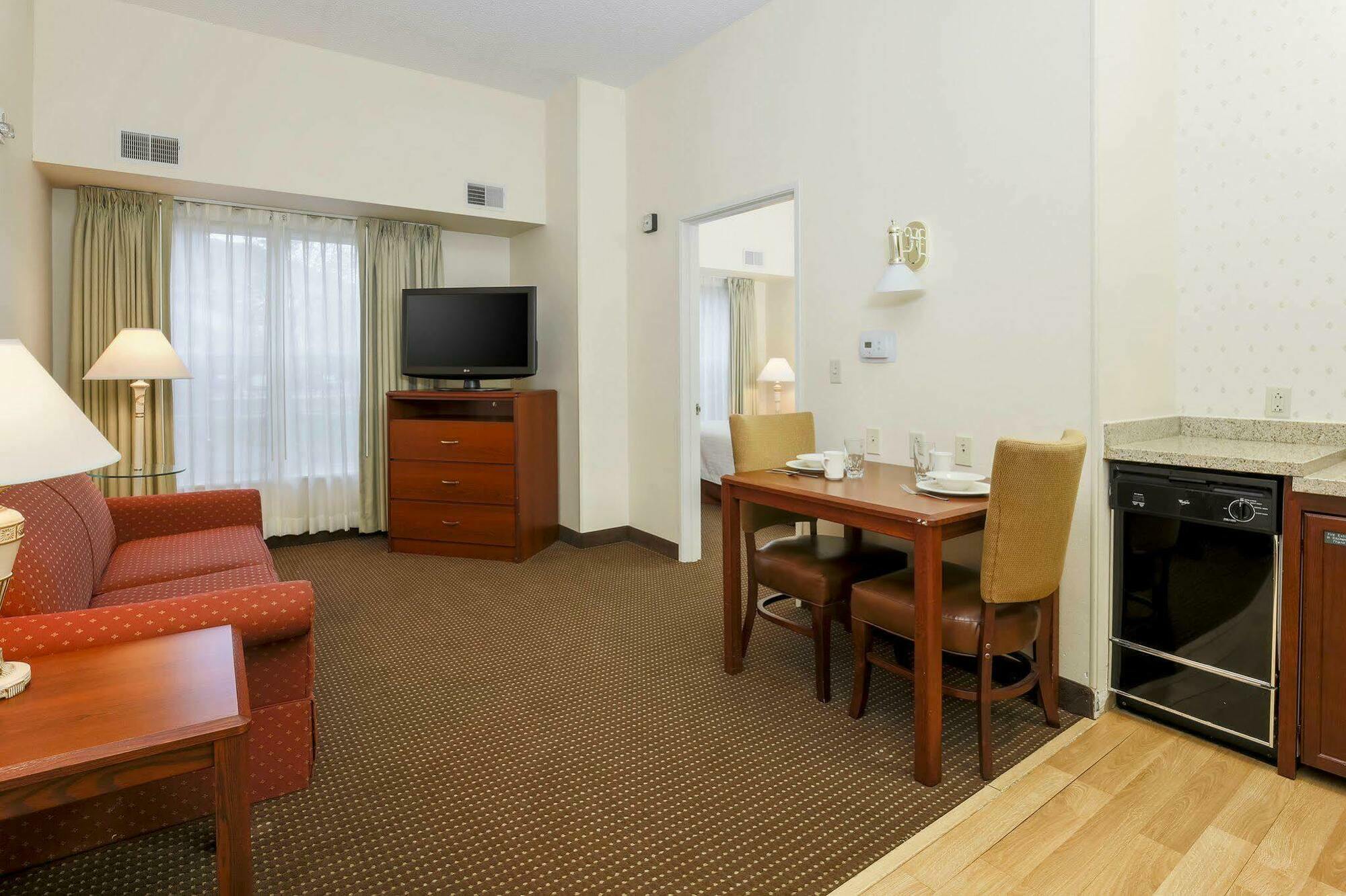 Homewood Suites By Hilton Erie Kearsarge Extérieur photo