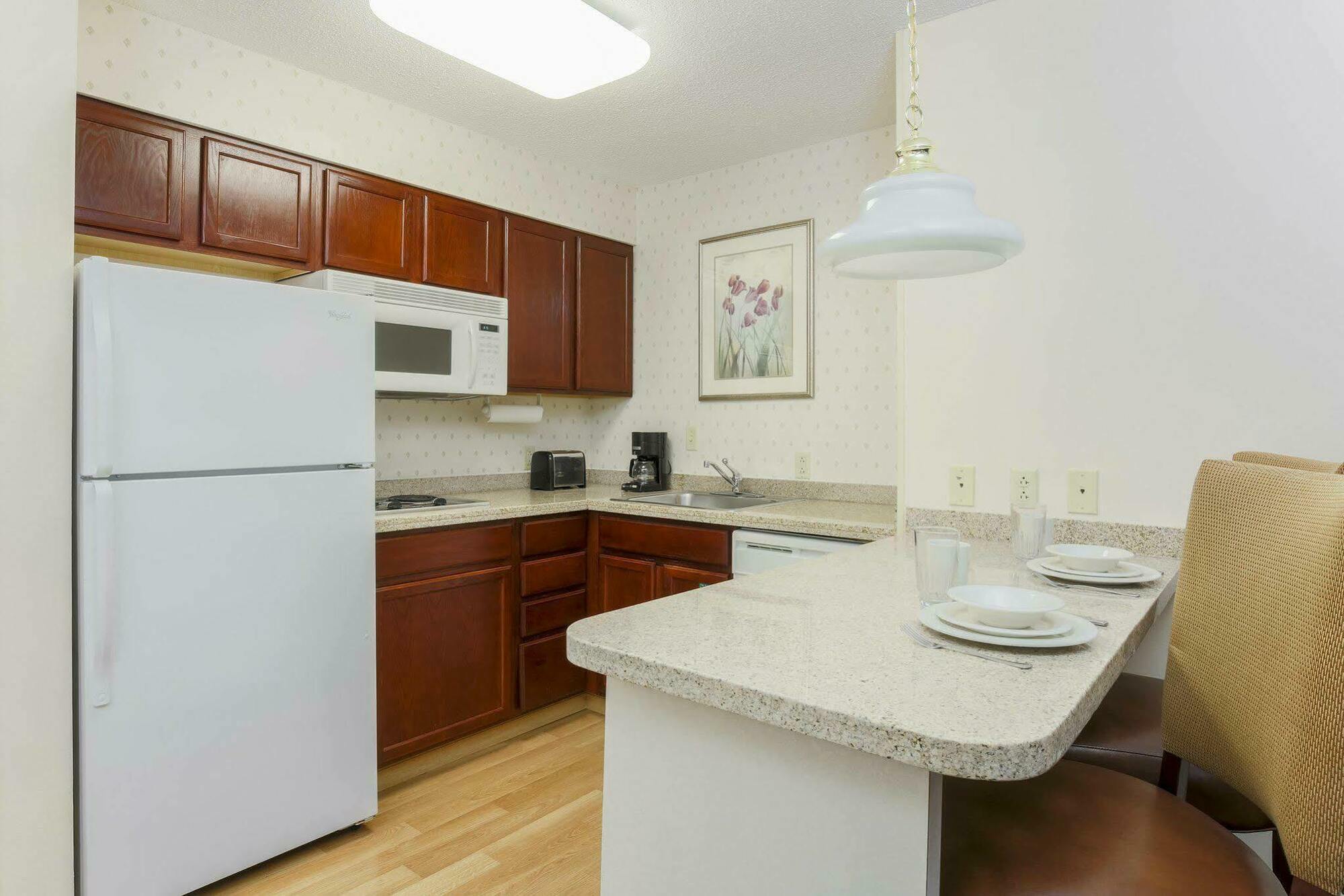 Homewood Suites By Hilton Erie Kearsarge Extérieur photo