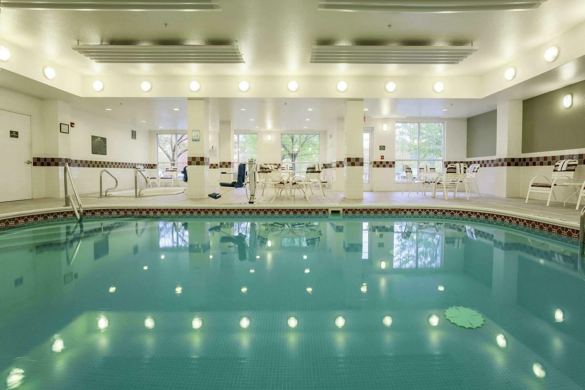 Homewood Suites By Hilton Erie Kearsarge Extérieur photo